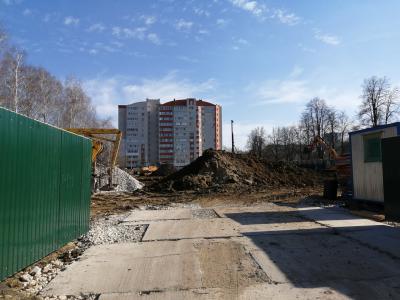 В Рязани началось строительство крытого катка напротив манежа «Юность»